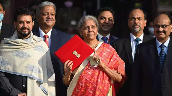 753026-nirmala-sitharaman-tab-2343