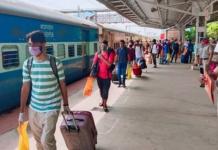 ৩ গুণ হল রেলের প্ল্যাটফর্ম টিকিটের দাম, বাড়ছে লোকাল ট্রেনের ভাড়া?