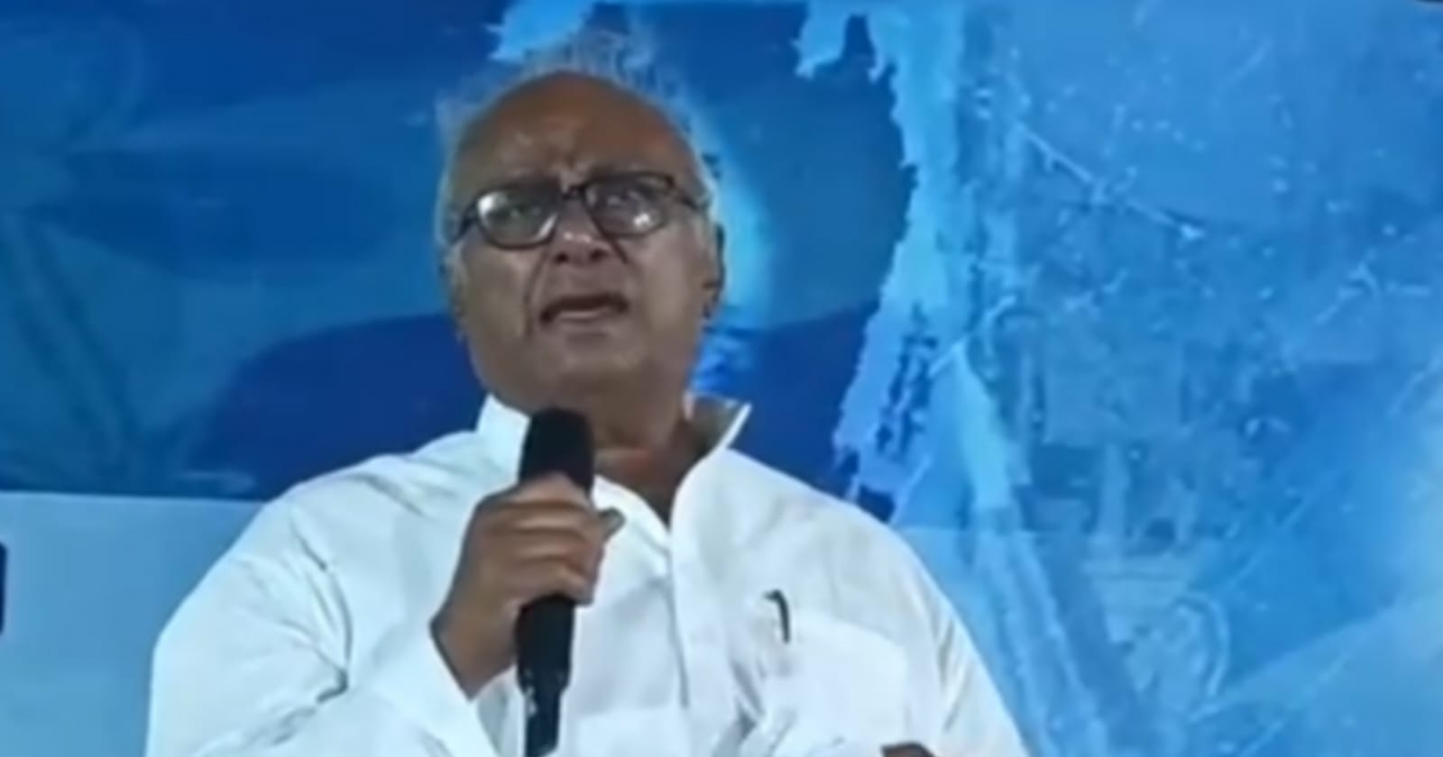 অসুস্থ বর্ষীয়ান সাংসদ সৌগত রায়,  ভর্তি বেসরকারি হাসপাতালে