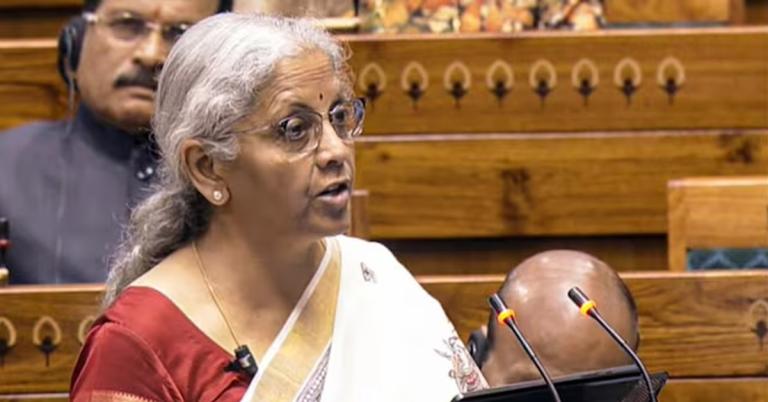 ট্র্যাডিশন ভেঙে চলতি শতাব্দীর ছাব্বিশতম বাজেট ঘোষণার পথে নির্মলা!