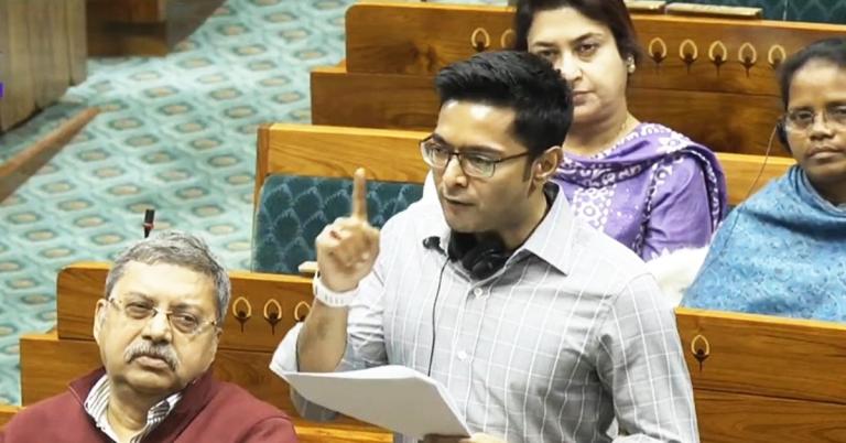সংসদে বাংলার বঞ্চনার তথ্য পেশ: সোমবার বাজেট বক্তৃতা অভিষেকের