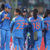 ব্যাটারদের উজ্বল পারফরম্যান্সের দিনে হতশ্রী বোলাররা, অজিদের কাছে হার ভারতের