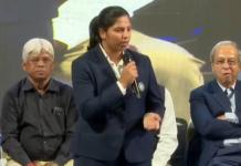 ক্রিকেটের নন্দনকাননে বিশ্বজয়ীকে বরণ, রিচা বললেন, “স্বপ্নের মতো লাগছে”