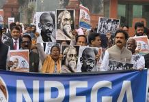 মনরেগার পরিবর্তে ‘জিরামজি’ বিল পাশ লোকসভায়! উত্তাল লোকসভা