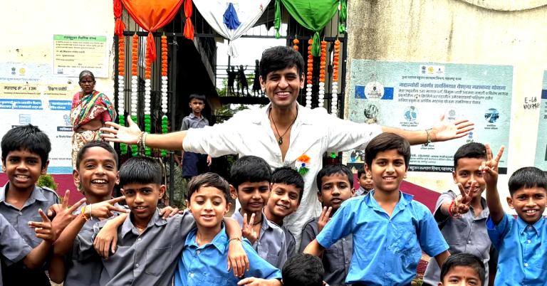 ট্রেন্ডিং কনটেন্টে ভাইরাল নয়, জনপ্রিয় ভ্লগার সিদ্ধেশের রিলে জীবনের বাস্তবতা 