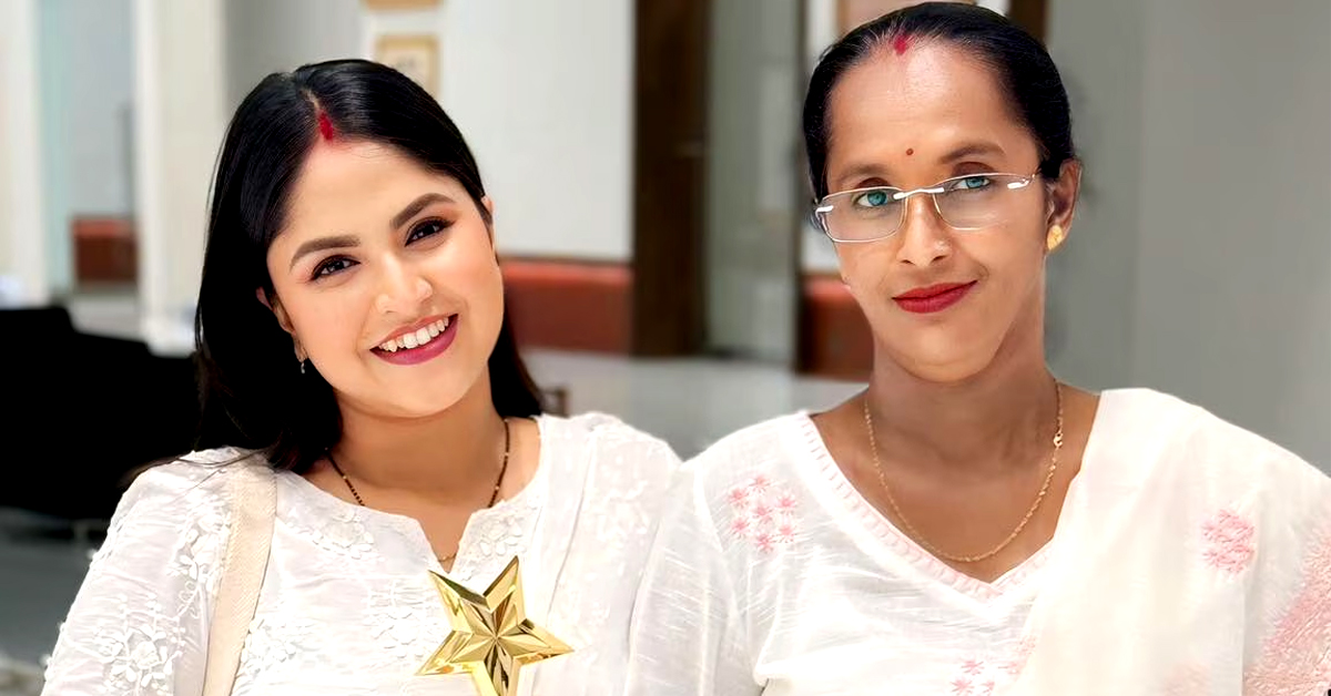 মায়ের প্রতি কর্তব্য পালন করায় মারধর!দেবলীনার উপর অত্যাচার নিয়ে বিস্ফোরক গায়িকার মা
