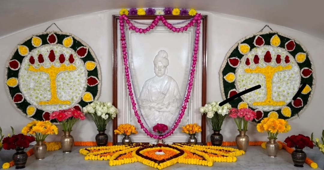 বেলুড়মঠে সাড়ম্বরে পালিত স্বামী বিবেকানন্দের জন্মতিথি উৎসব, মঙ্গলারতির পরেই শুরু বেদপাঠ 