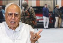 সব ফাইল নেওয়ার অধিকার কে দিল: বিজেপির ‘ভগবান’ ইডি-কে প্রশ্ন সিবলের