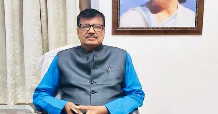 দলের নির্দেশে কোচবিহার পুরসভার চেয়ারম্যানের পদ থেকে পদত্যাগ করলেন রবীন্দ্রনাথ ঘোষ