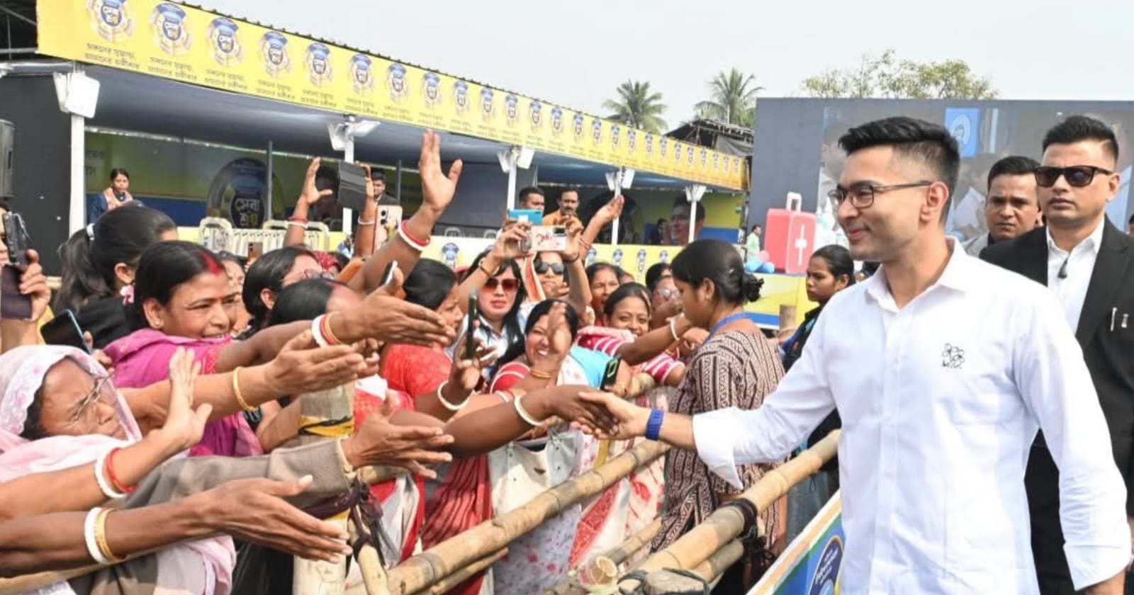 আজ ফলতায় ‘সেবাশ্রয় ২’ ক্যাম্প পরিদর্শনে যাবেন অভিষেক