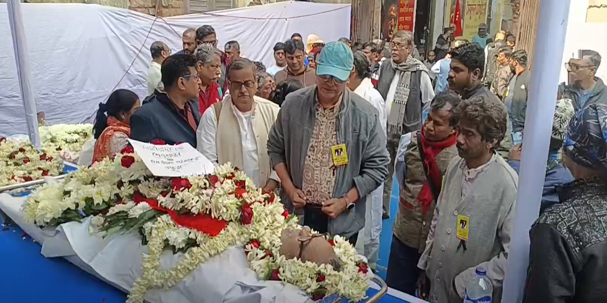 রাজনীতির রঙ ভুলে শেষ শ্রদ্ধা সমীর পুততুণ্ডকে: দেহ দান এসএসকেএমে