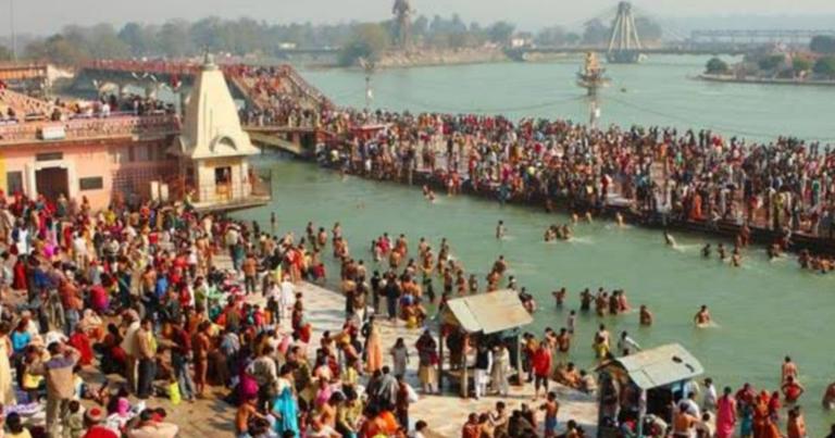 মকর সংক্রান্তির ভোরে গঙ্গাসাগরে লক্ষাধিক পুণ্যার্থীর ভিড়, রাজ্য সরকারের ব্যবস্থাপনায় খুশি ভক্তরা