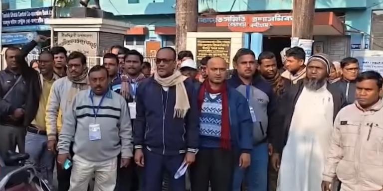 এসআইআর-এর চাপ! নন্দীগ্রাম-ইলামবাজারে গণইস্তফা বিএলওদের 
