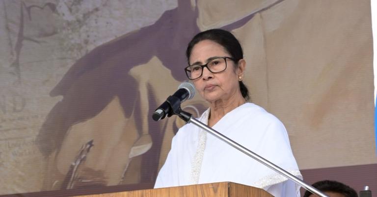নেতাজিকেও কি নাগরিকত্বের প্রমাণ দিতে হত? SIR নিয়ে কেন্দ্র-কমিশনকে তোপ মুখ্যমন্ত্রীর