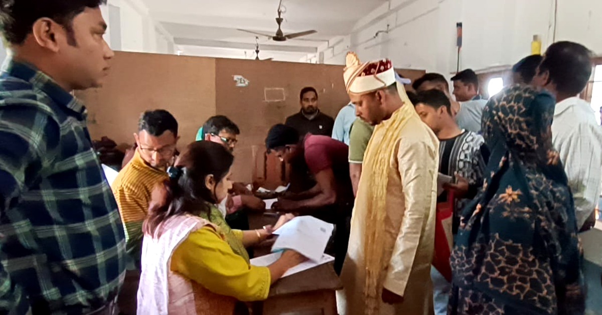 বিয়ের দিনে SIR শুনানিতে ডাক! বরযাত্রী নিয়ে হেয়ারিং সেন্টারে হাজির বর