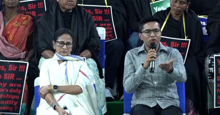 জোরালো প্রমাণ আছে: পিছনের দরজা দিয়ে বাংলার ভোটারদের নাম বাদের তথ্য পেশ অভিষেকের
