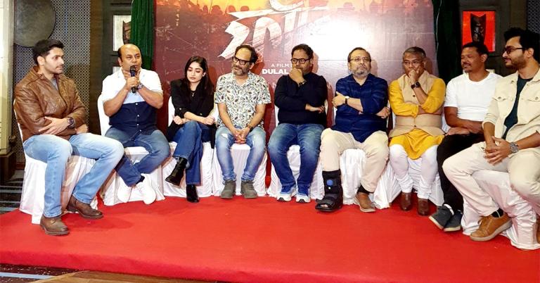 তারকাখচিত রবিবাসরীয় দুপুরে রাজনীতি–রহস্যে মোড়া নতুন ছবির ঘোষণা দুলালের