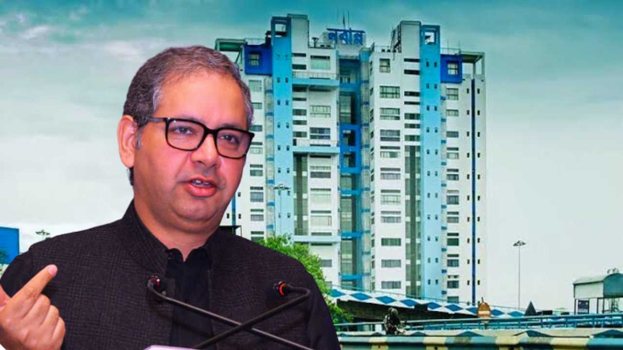 রাজনৈতিক কাজে যুক্ত থাকলেই কড়া ব্যবস্থা, শাস্তির হুঁশিয়ারি মুখ্যসচিবের