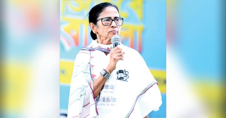 মমতা বন্দ্যোপাধ্যায়ের দেখানো পথেই হাঁটতে বাধ্য হচ্ছে রাজ্যের নয়া সরকার! কটাক্ষ কুণালের 